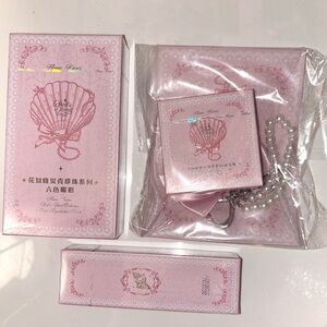 FlowerKnows Shells Jewel Makeup Set